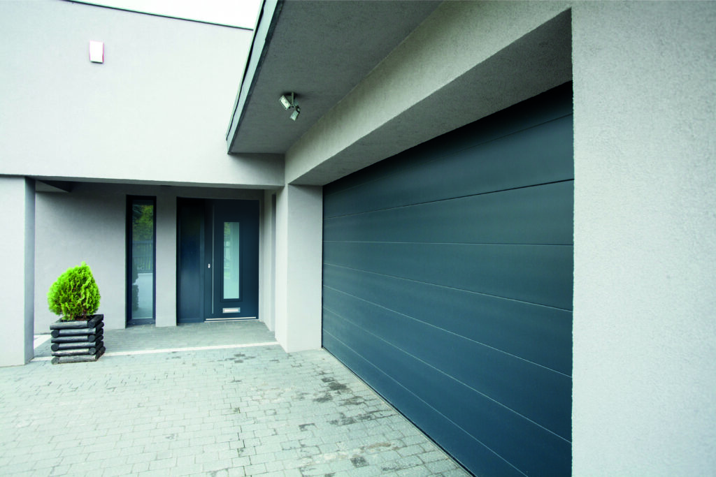 A made-to-measure aluminium composite door with glazed side panel—showcasing how aluminium composite doors elevate natural light, style, and kerb appeal